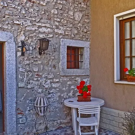 Casa Belvedere Garden By Gardadomusmea Apartment Tremosine